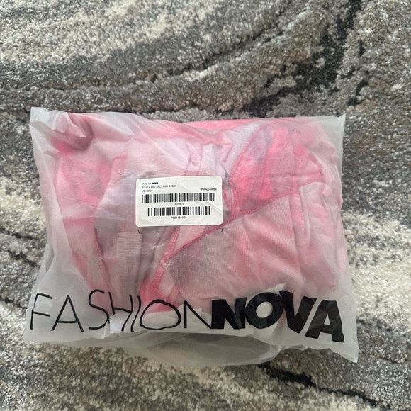 Fashion Nova Pink asymmetrical dress - Picture 9 of 13